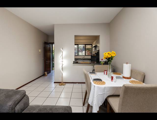 2 BEDROOM APARTMENT TO LET IN SUNNINGDALE